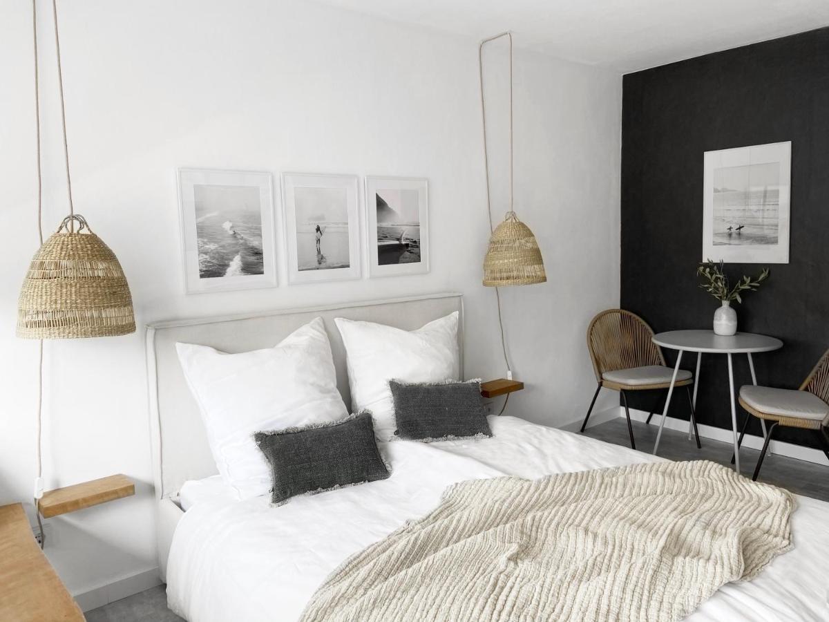 Seaside Rooms - Zentrales Design-Apartment Mit Balkon & Parkplatz - 2 Minuten Zum Strand Timmendorfer Strand Esterno foto